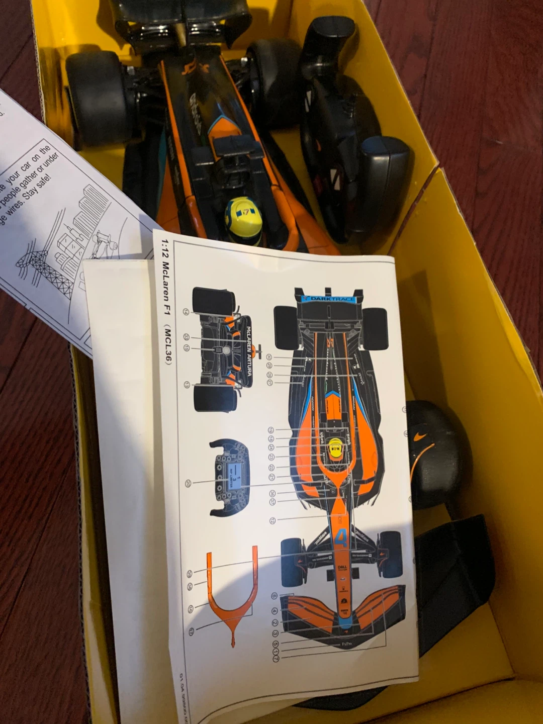 1:12 McLaren F1 Remote Control Car - photo 3
