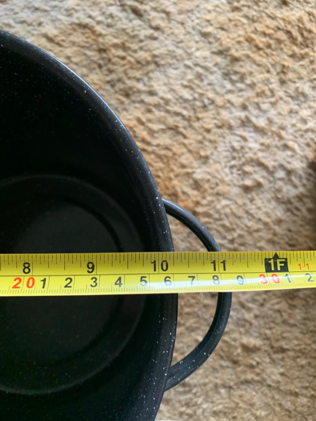 Black Speckled Enamel Pot with Lid - photo 3