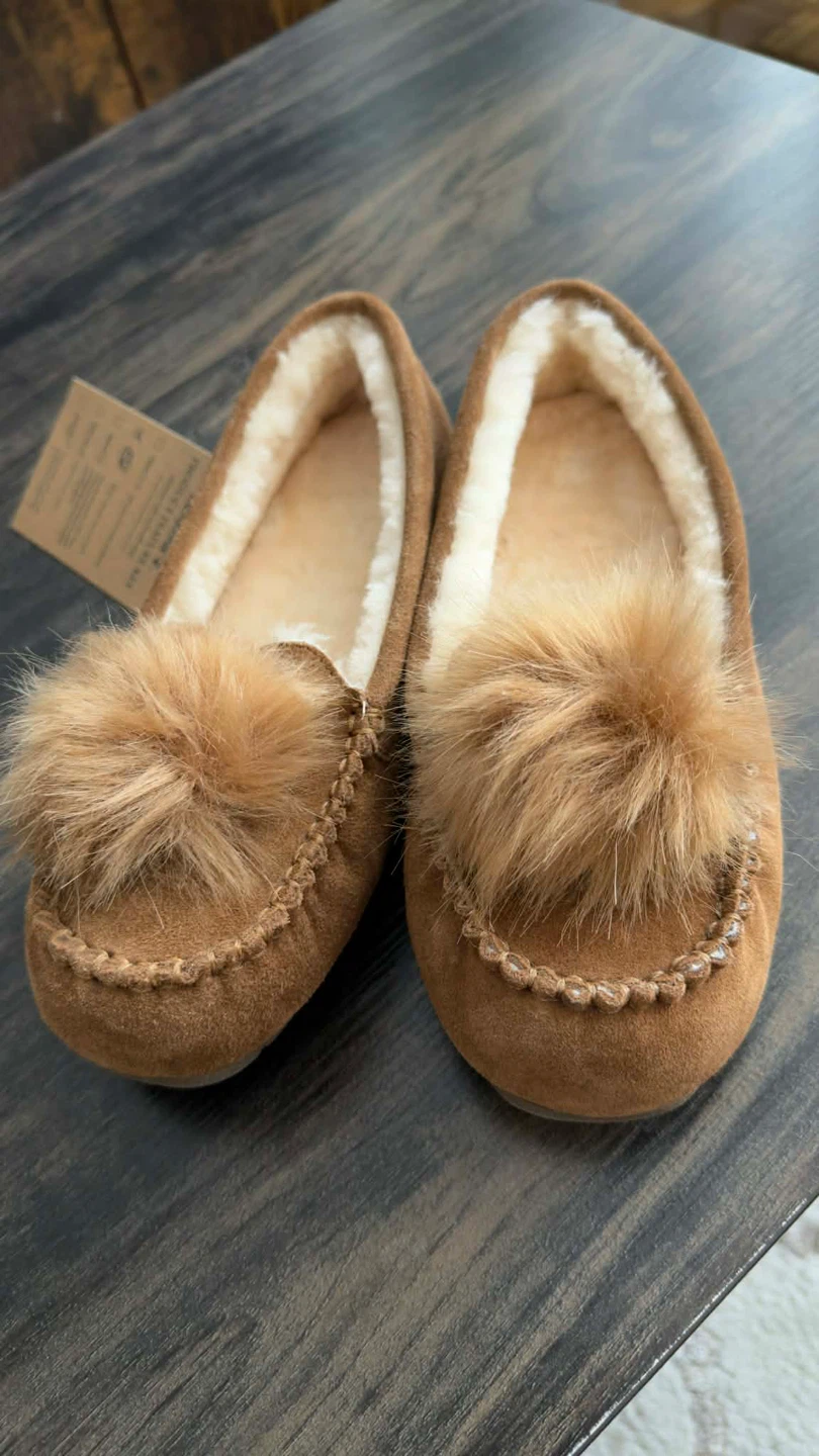 Brandnew Bearpaw W Erika (Wide) Women with TAG