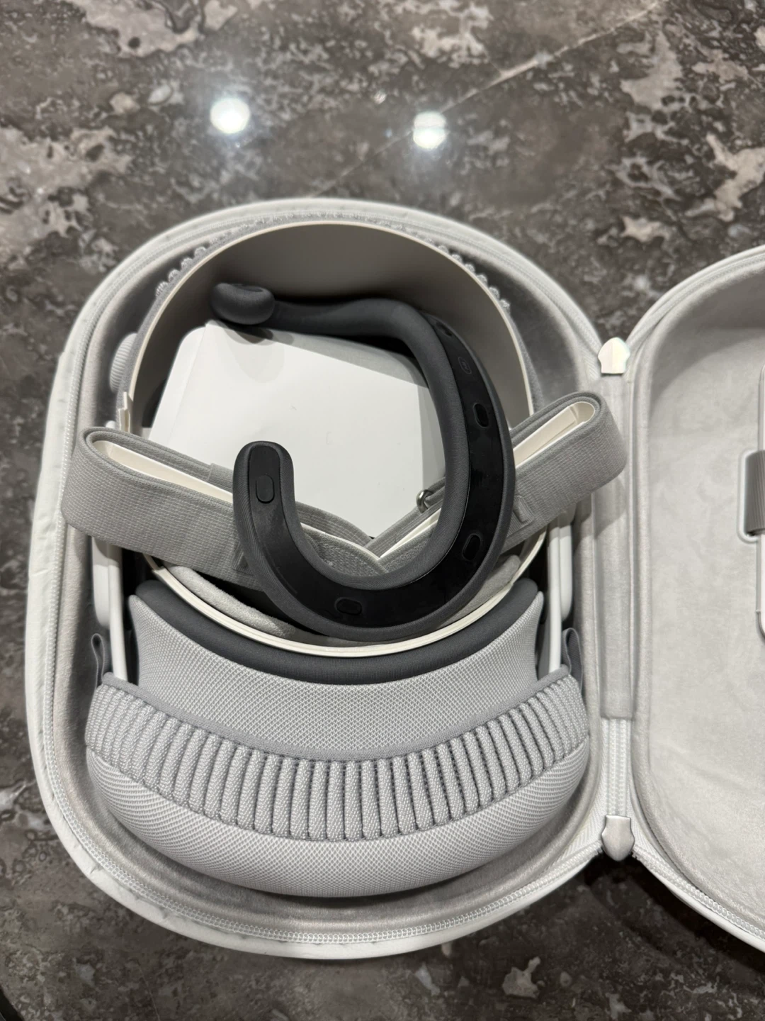 Apple Vision Pro VR Headset with Case