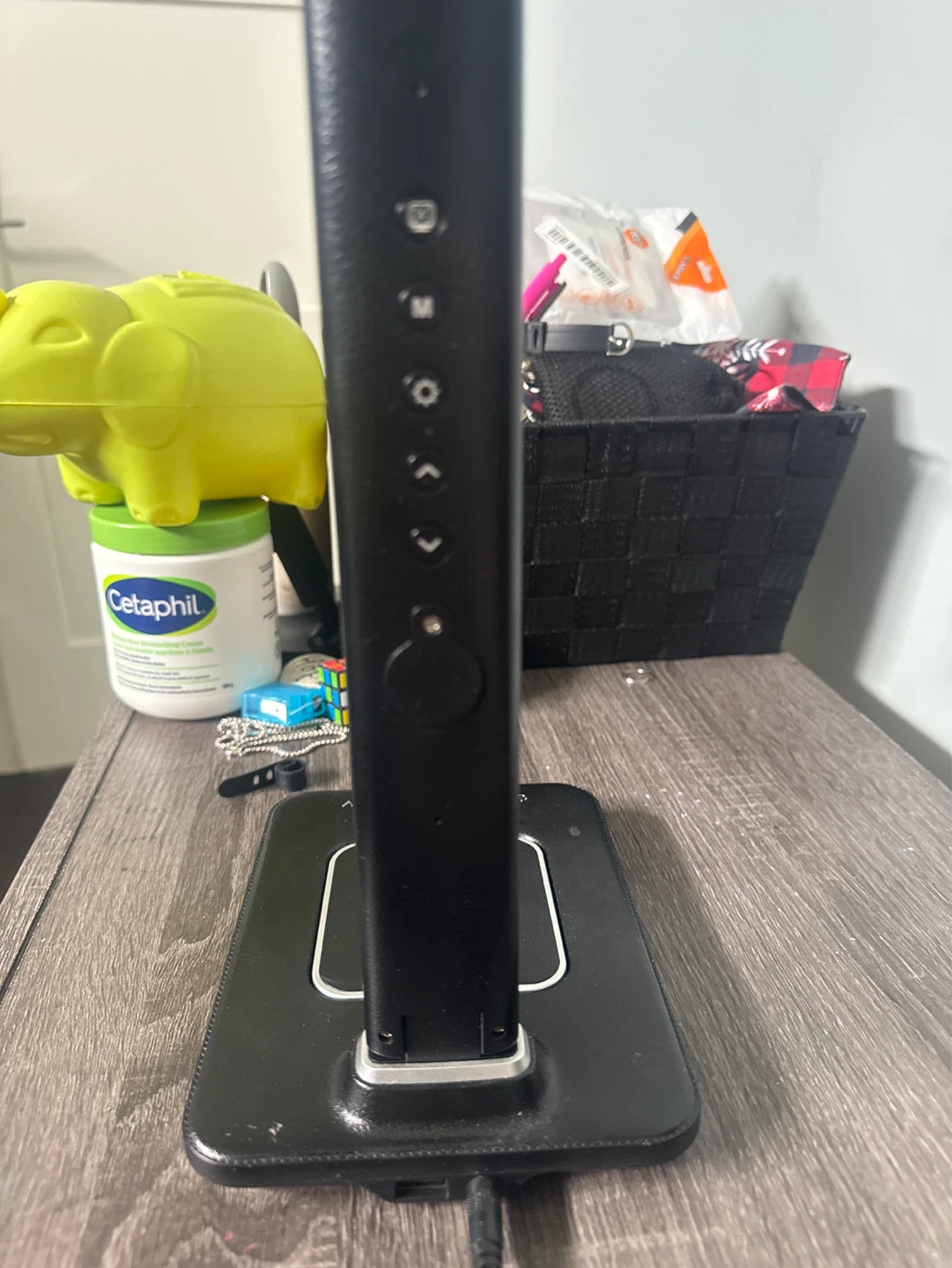 OttLite LED Desk Lamp with Wireless Charging - photo 5