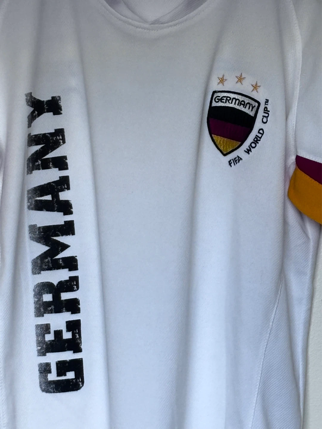 Vintage Germany FIFA World Cup 2006 Jersey ( Men’s Medium) - photo 2