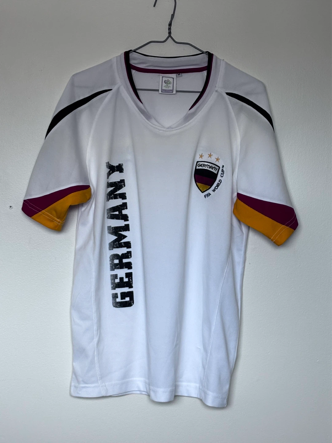 Vintage Germany FIFA World Cup 2006 Jersey ( Men’s Medium)