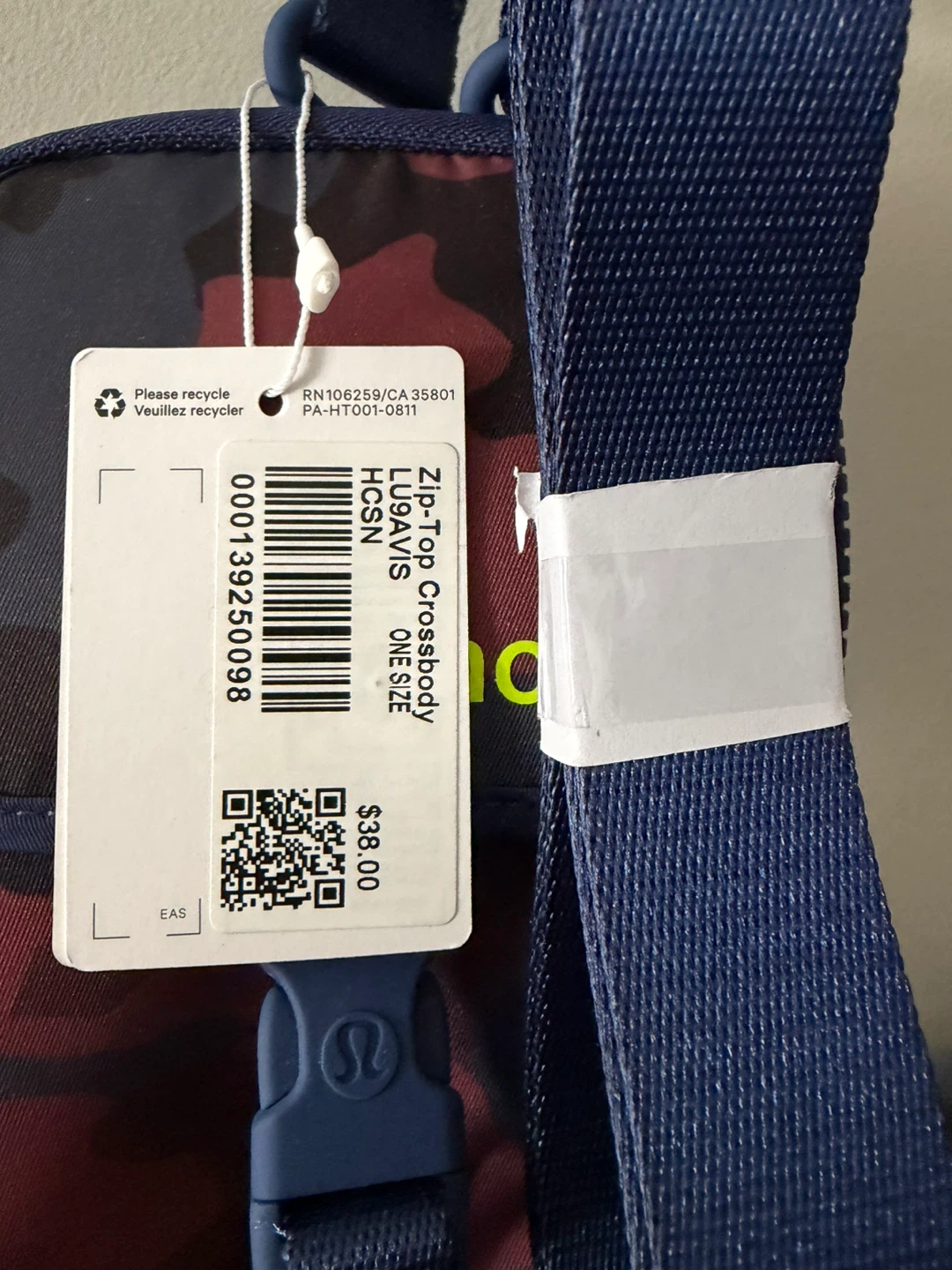 BN Lululemon Zip-Top Crossbody Bag - Camo - photo 3