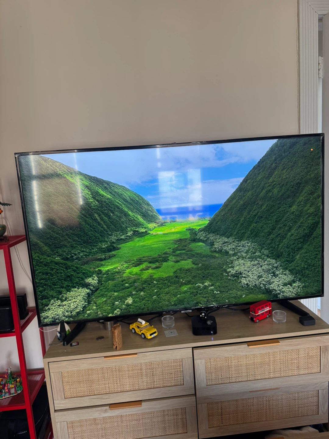 Samsung 55" LED  Smart TV - photo 2