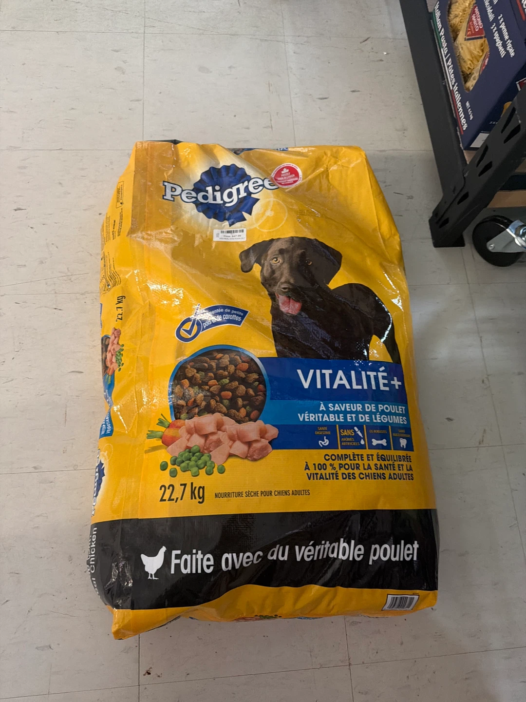 Pedigree vitality adult dog food sealed bag
