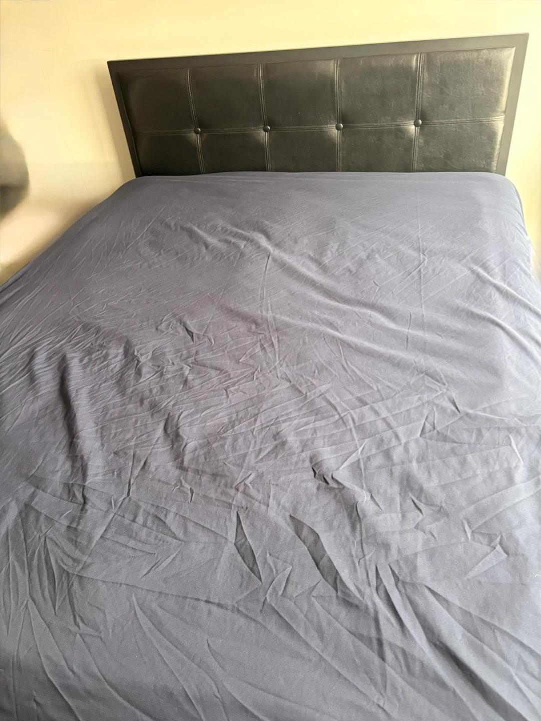 Bed Frame - Queen Size - photo 2