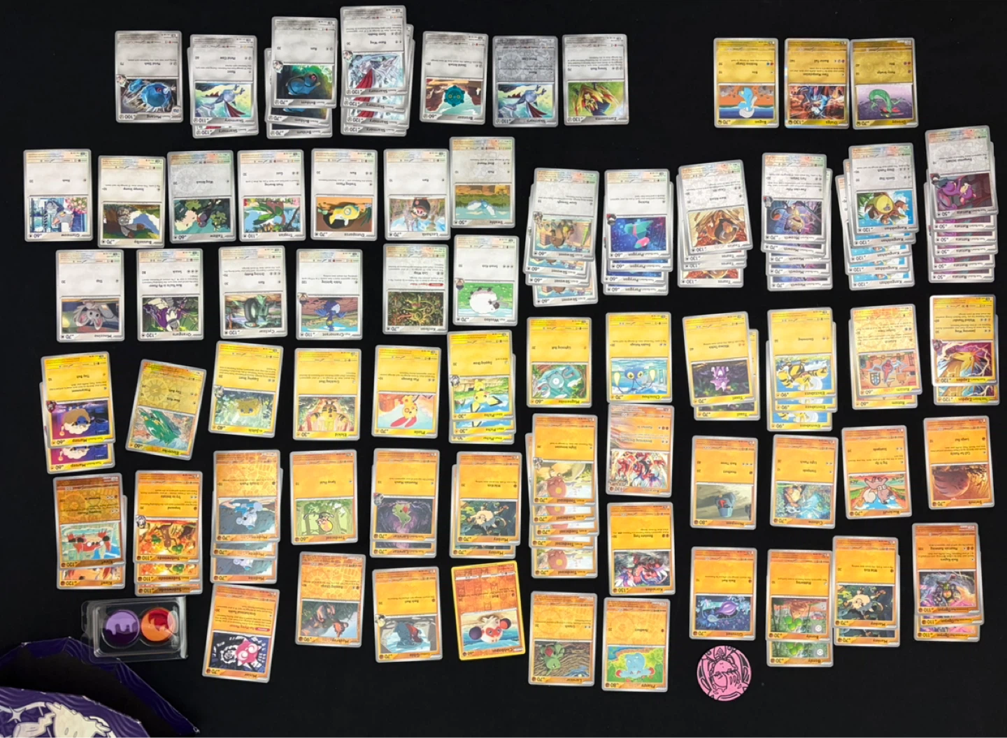 Pokemon cards. Box Bundle of 568 cards. - photo 2