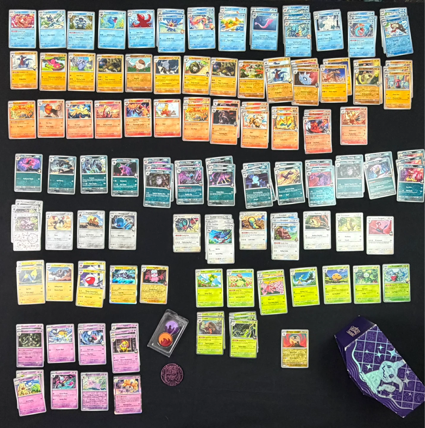 Pokemon cards. Box Bundle of 568 cards. - photo 4