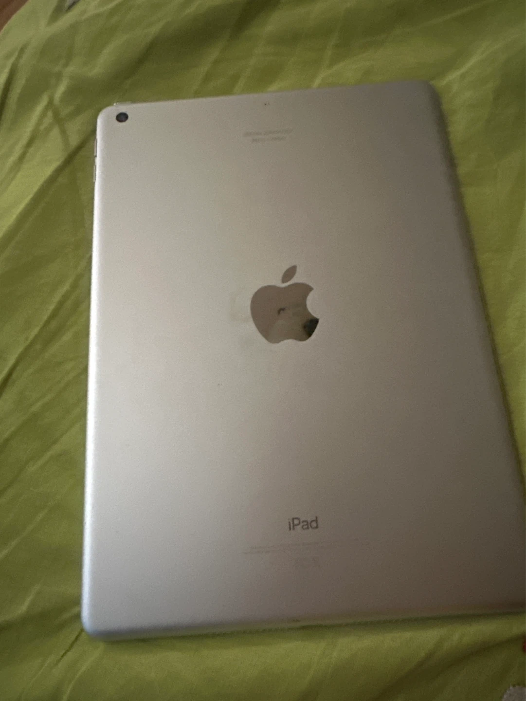 Apple iPad (Silver)