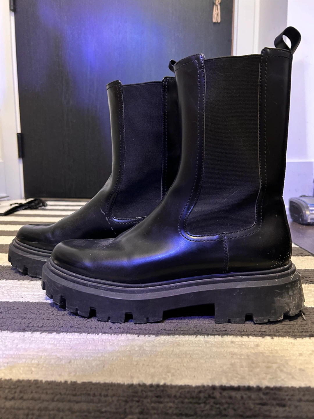 Black Chelsea Boots