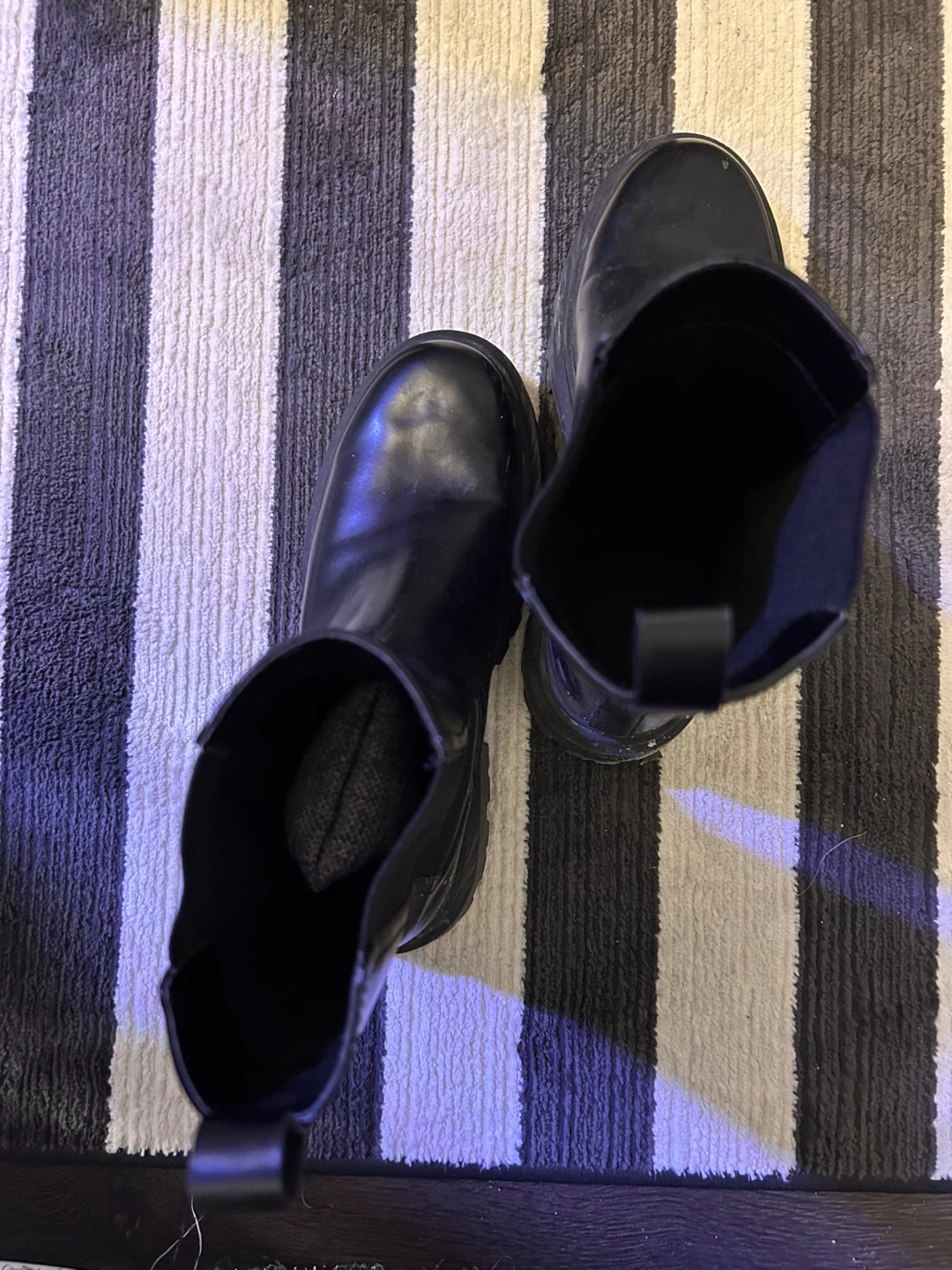 Black Chelsea Boots - photo 2