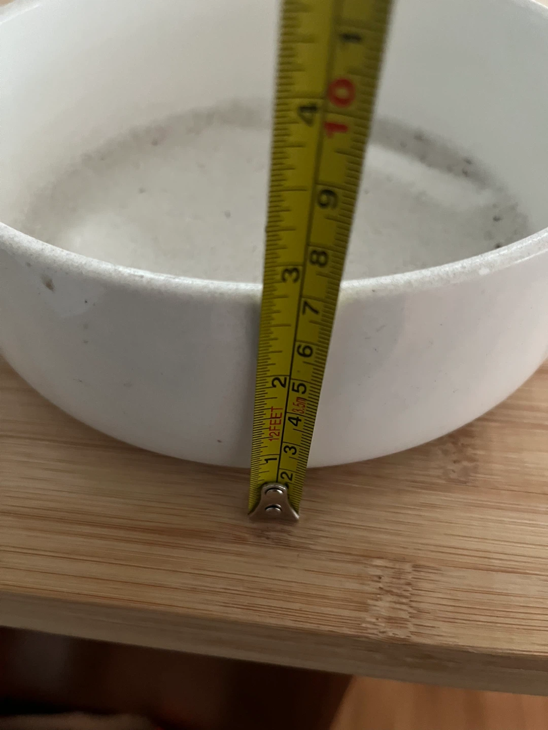 White Ceramic Plant Pot with Drainage Hole - photo 3