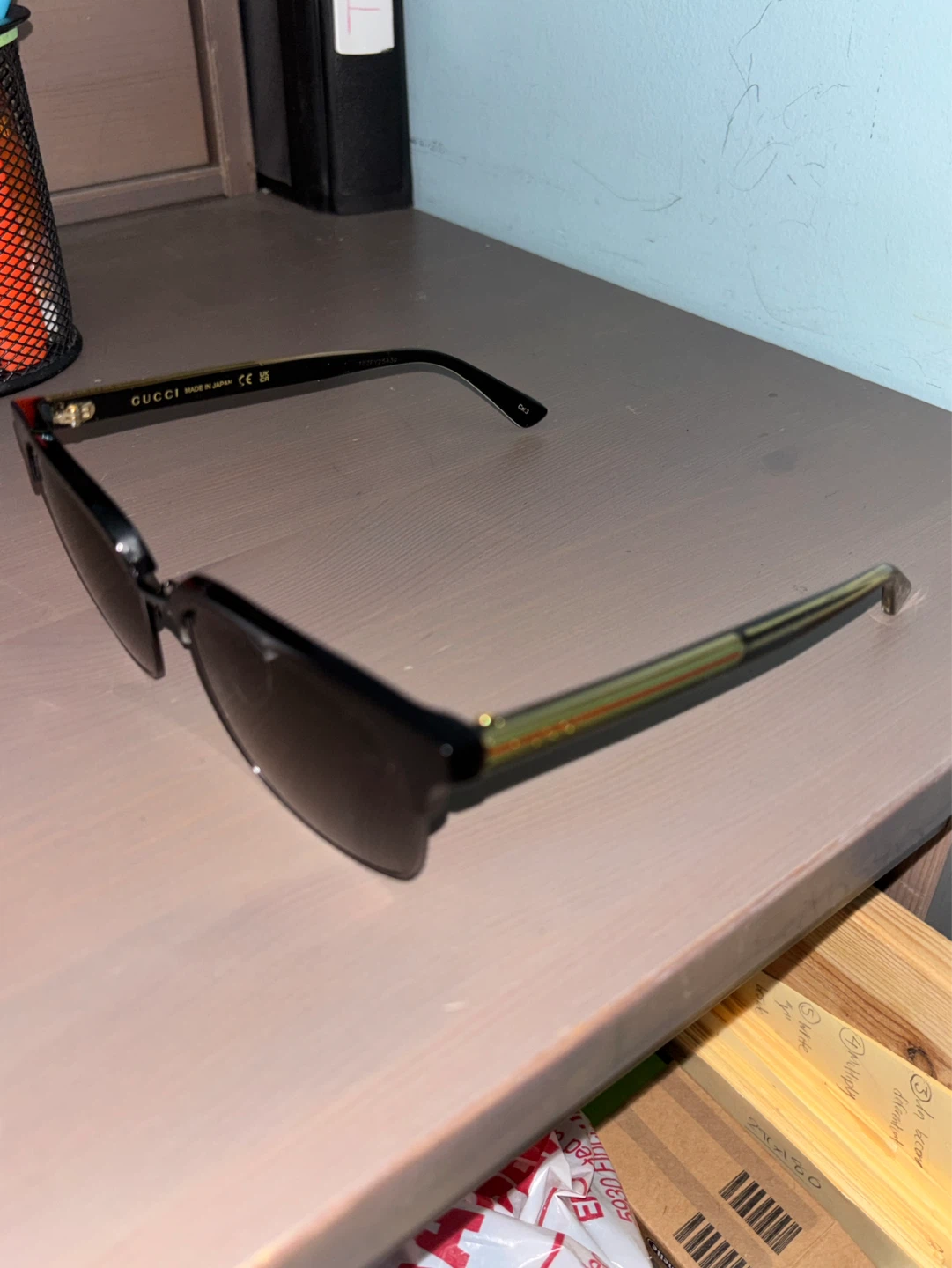 Gucci Black Sunglasses - photo 3