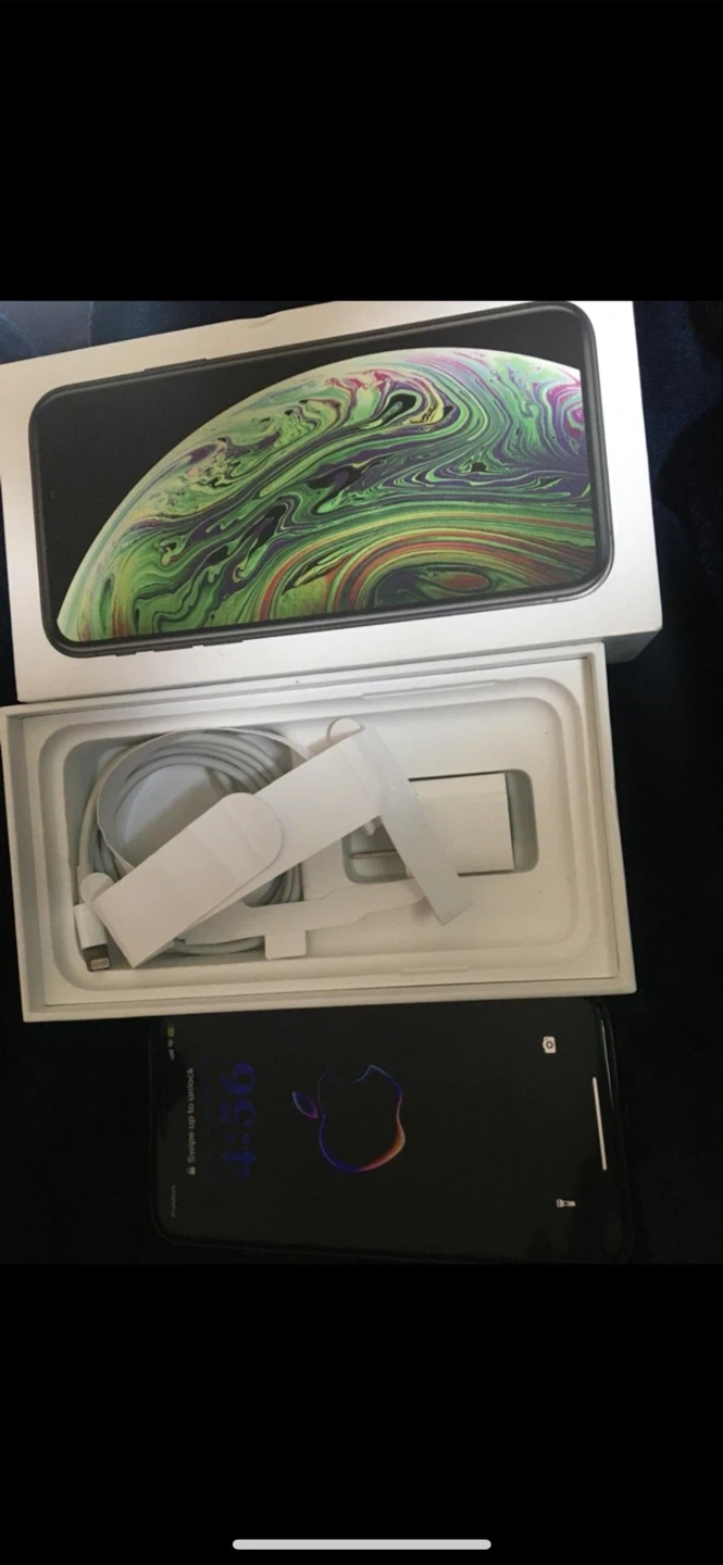 Apple iPhone XS - Space Grey