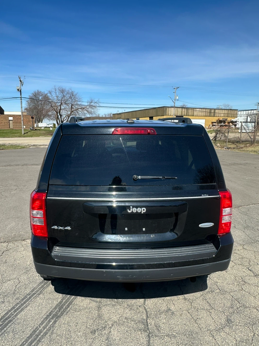 2014 Jeep Patriot Latitude 4WD 4D SUV 2.4 4cyl. - photo 4