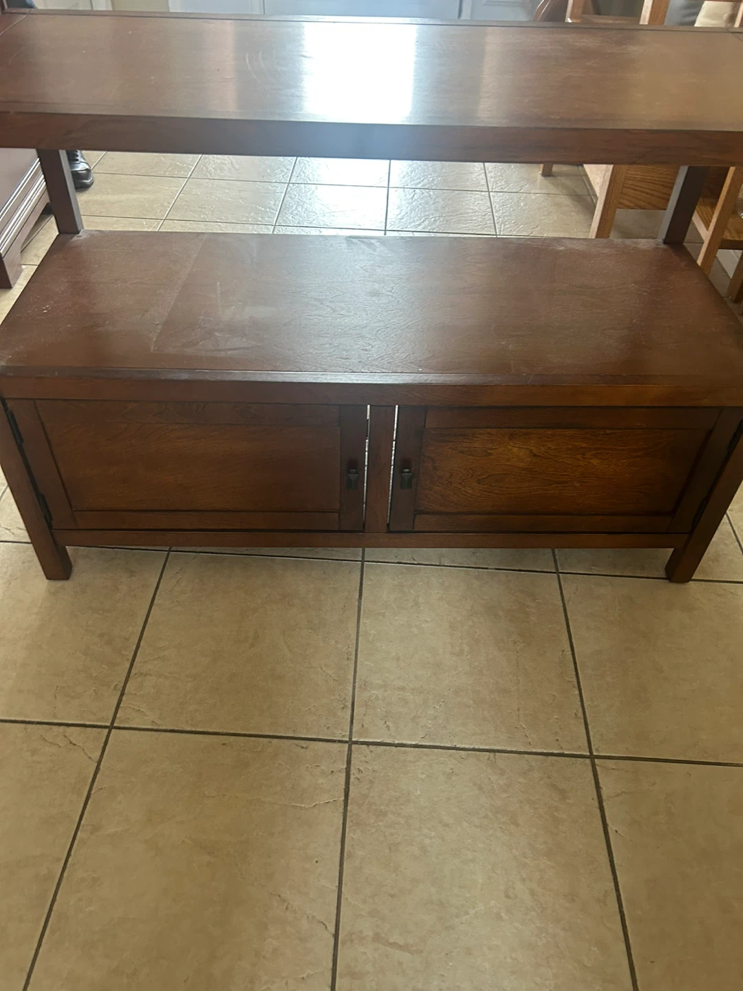 Entertainment table - photo 2