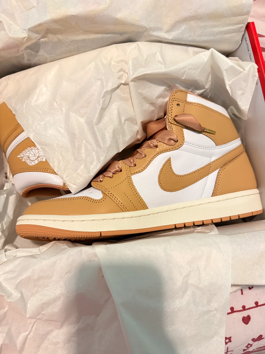 Nike Air Jordan 1 Retro High OG "Washed Coral" Women's Sneakers - photo 3
