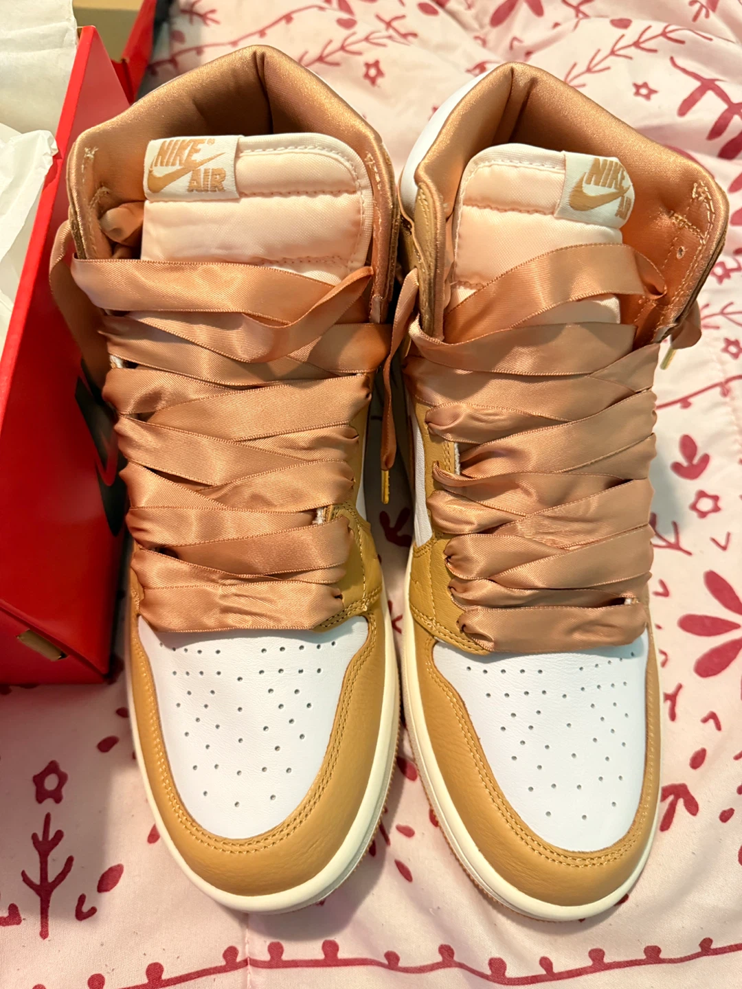 Nike Air Jordan 1 Retro High OG "Washed Coral" Women's Sneakers - photo 2