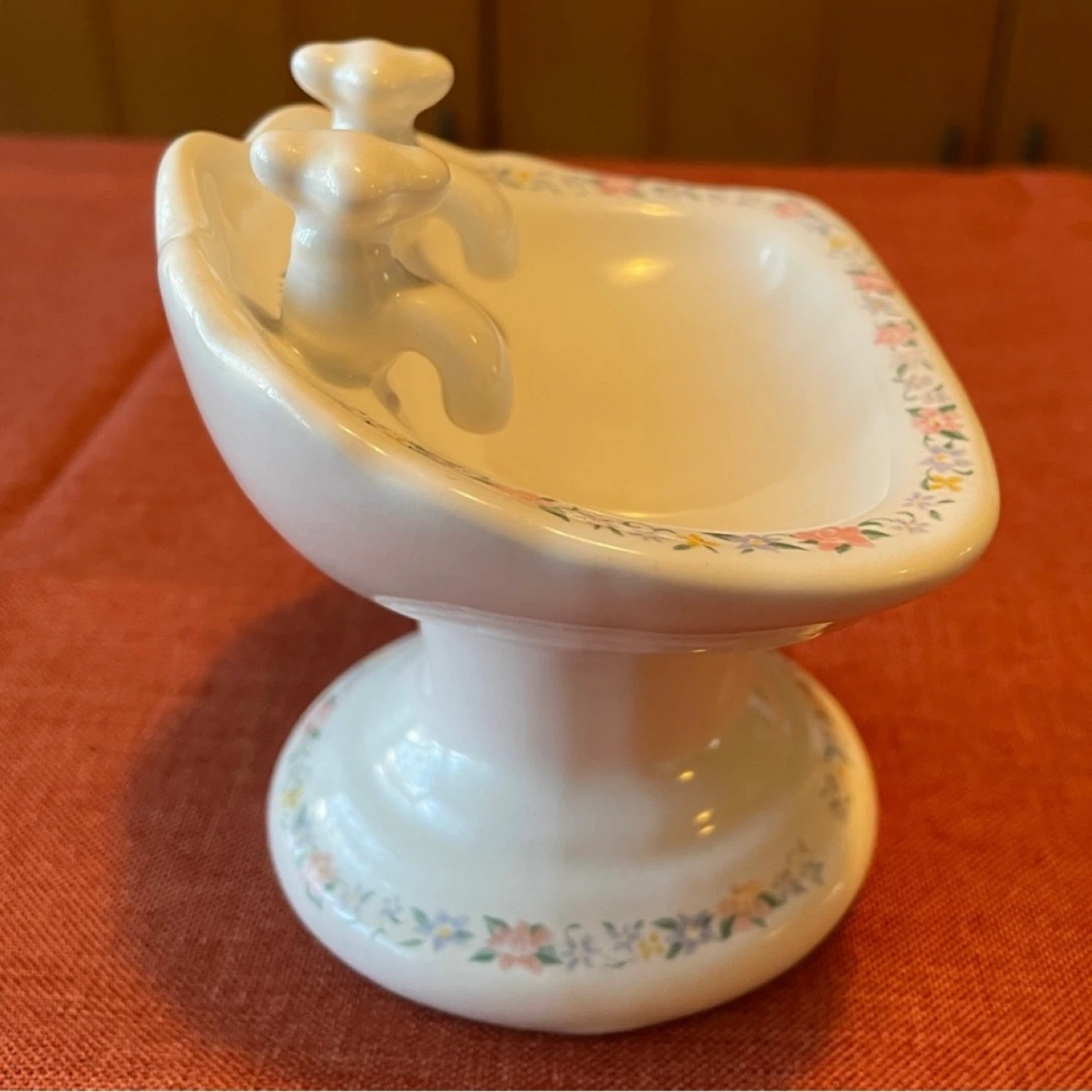 Vintage Soap Dish by Upper Canada Soap & Candle Makers - photo 3