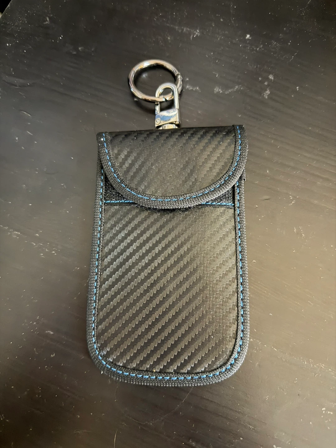 Carbon Fiber Key Fob Pouch RFID blocking - photo 2