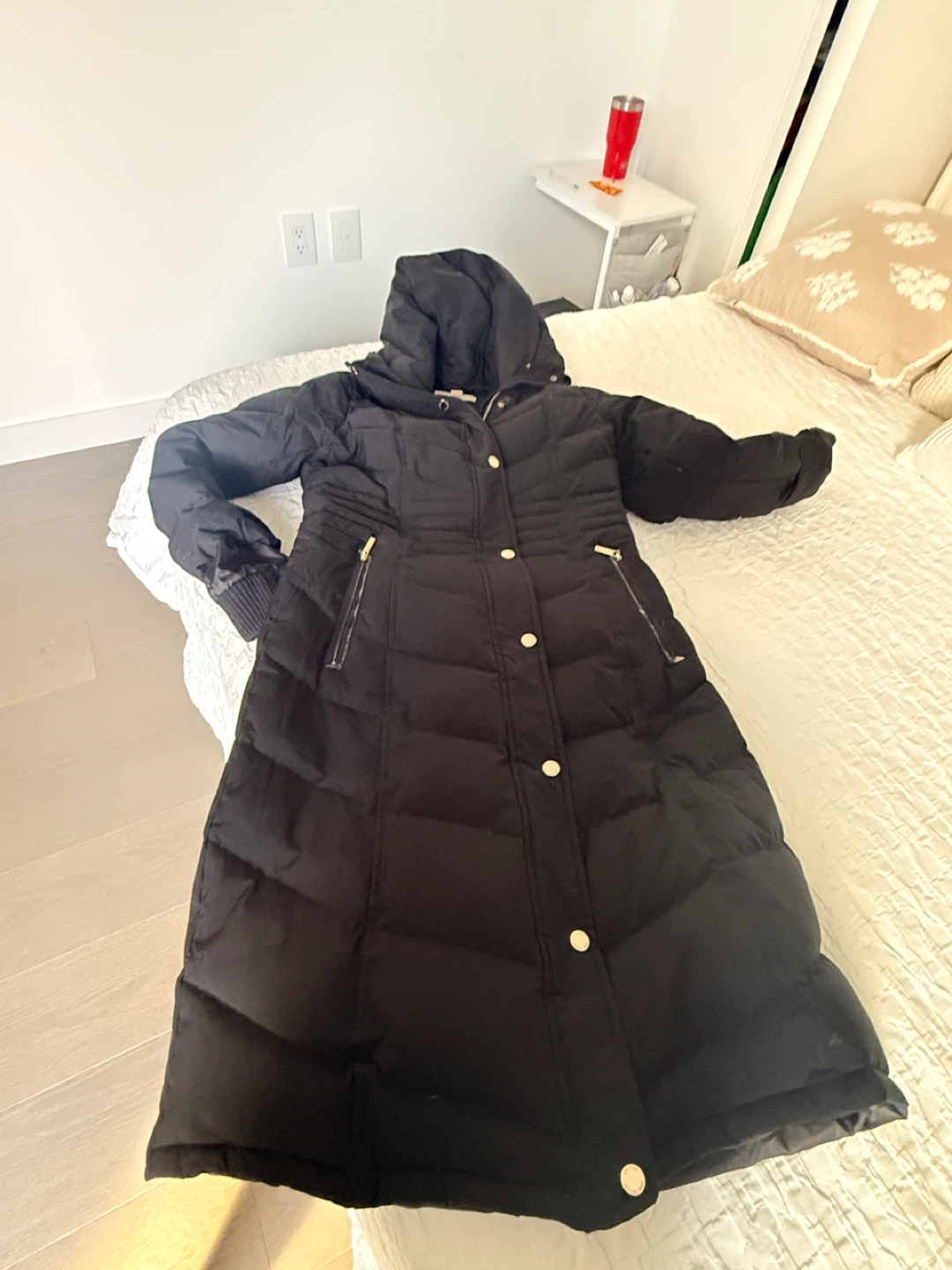 Michael Kors Black Puffer Coat - Size M - photo 3