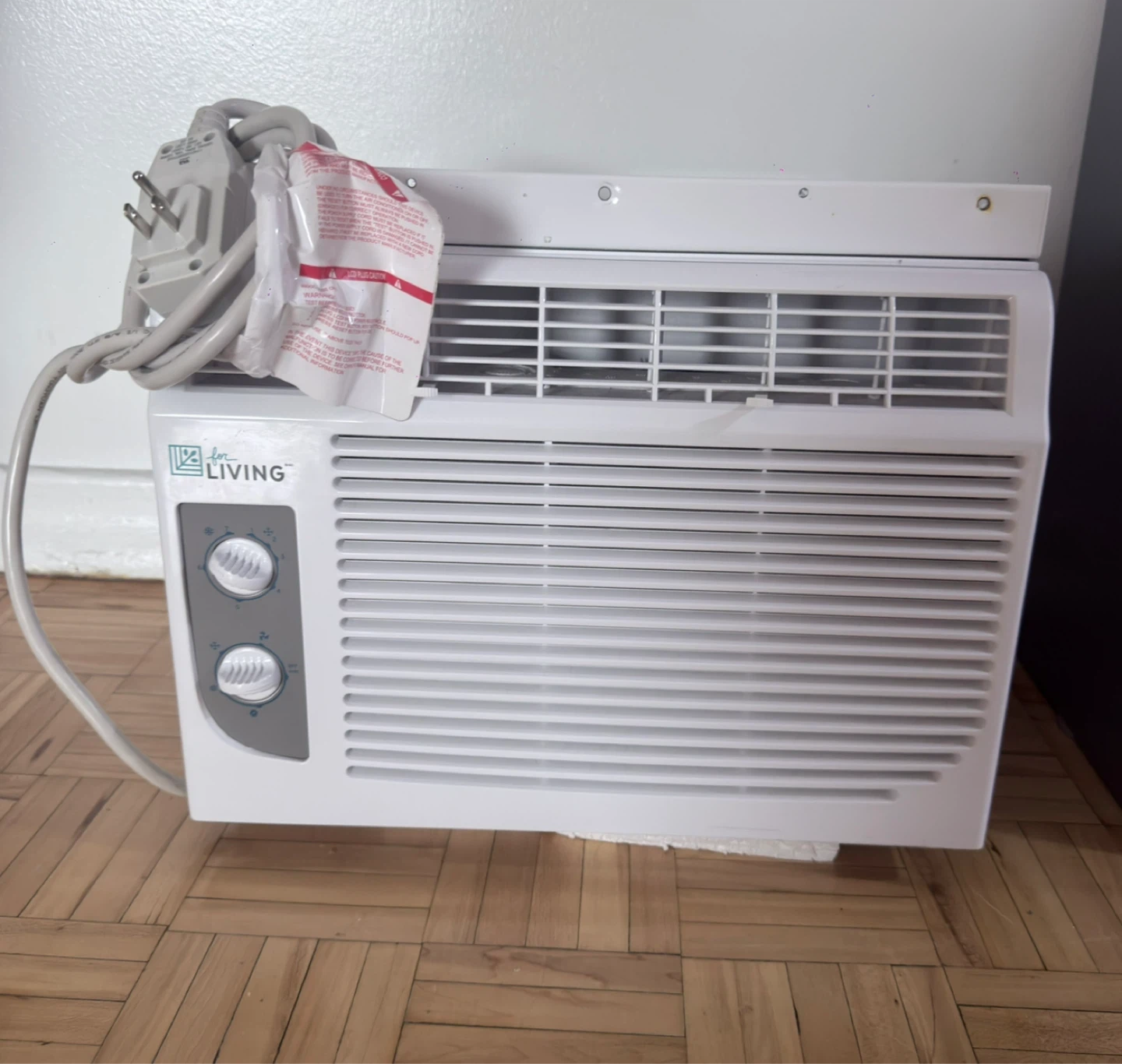 5000 BTU Living Air Conditioner Unit - photo 2