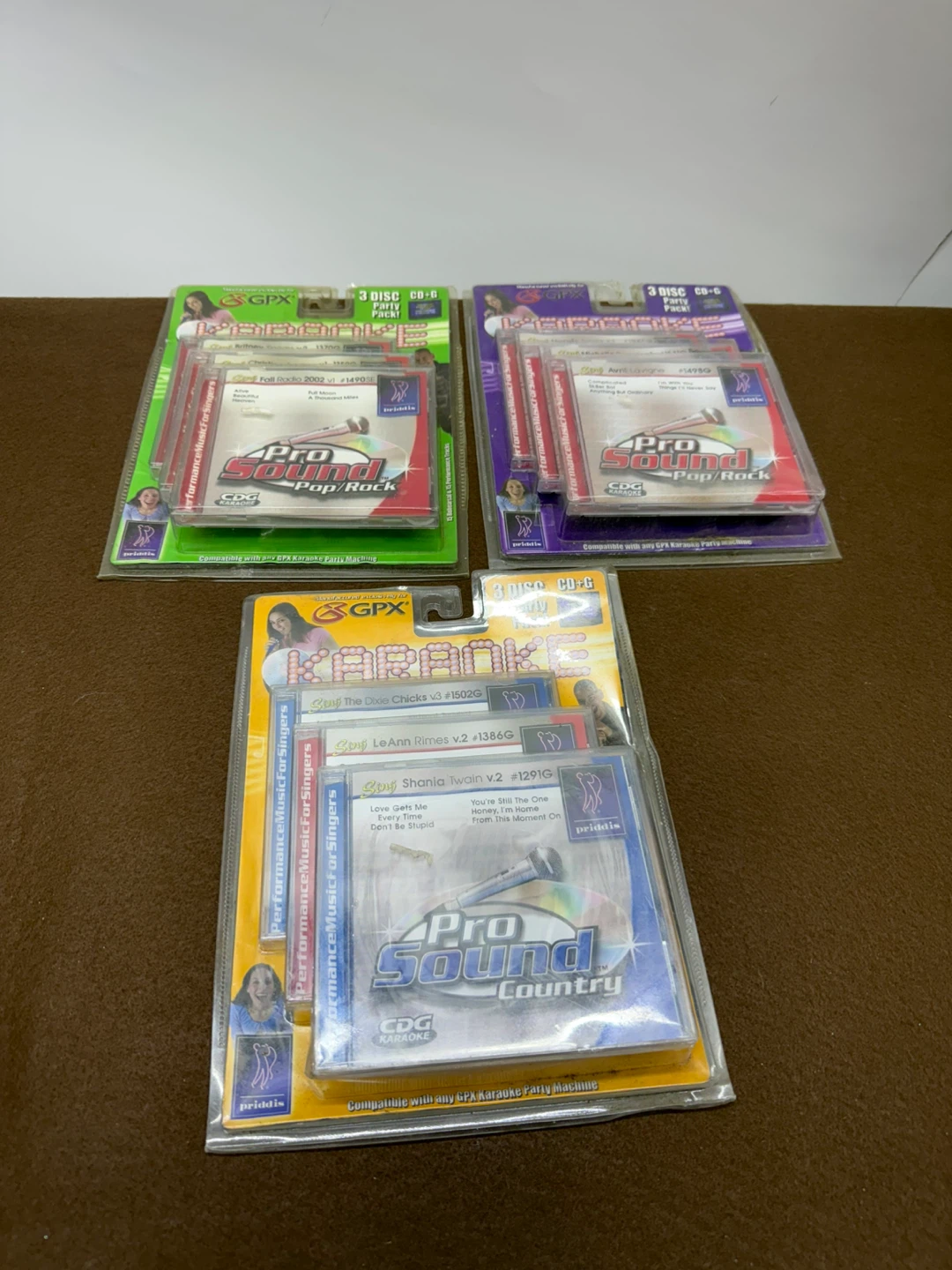 GPX Pro Sound Karaoke CD+G Party Packs - photo 2