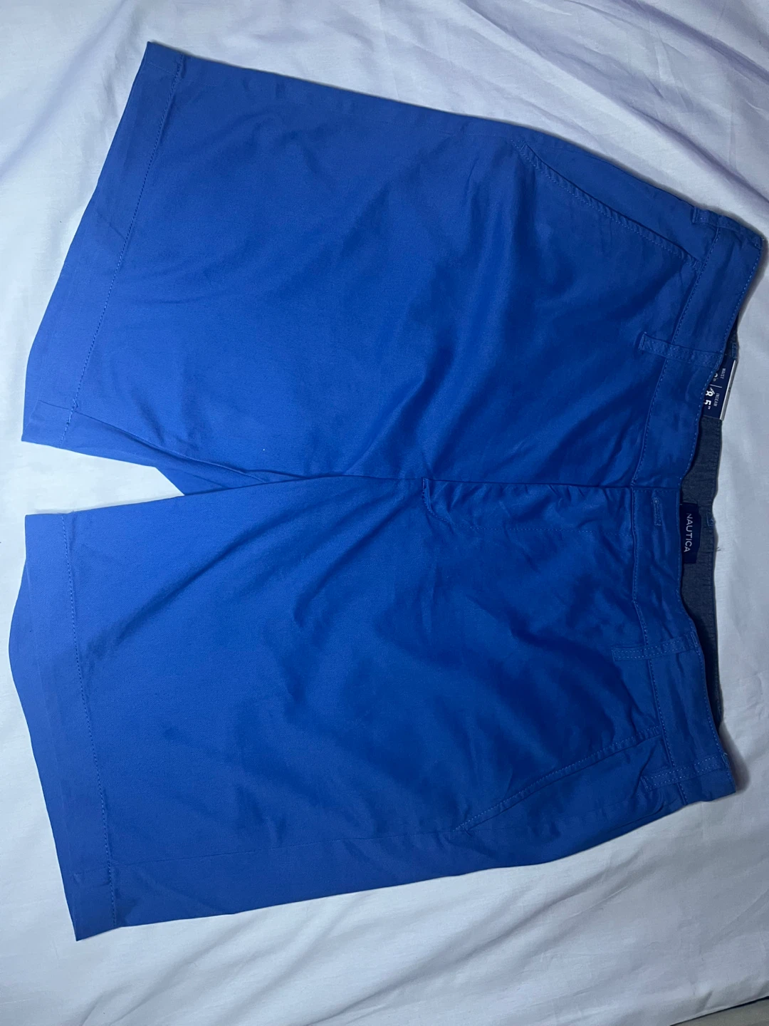 Nautica Men's Blue Classic Fit Stretch Shorts - Size 36 x 8.5"