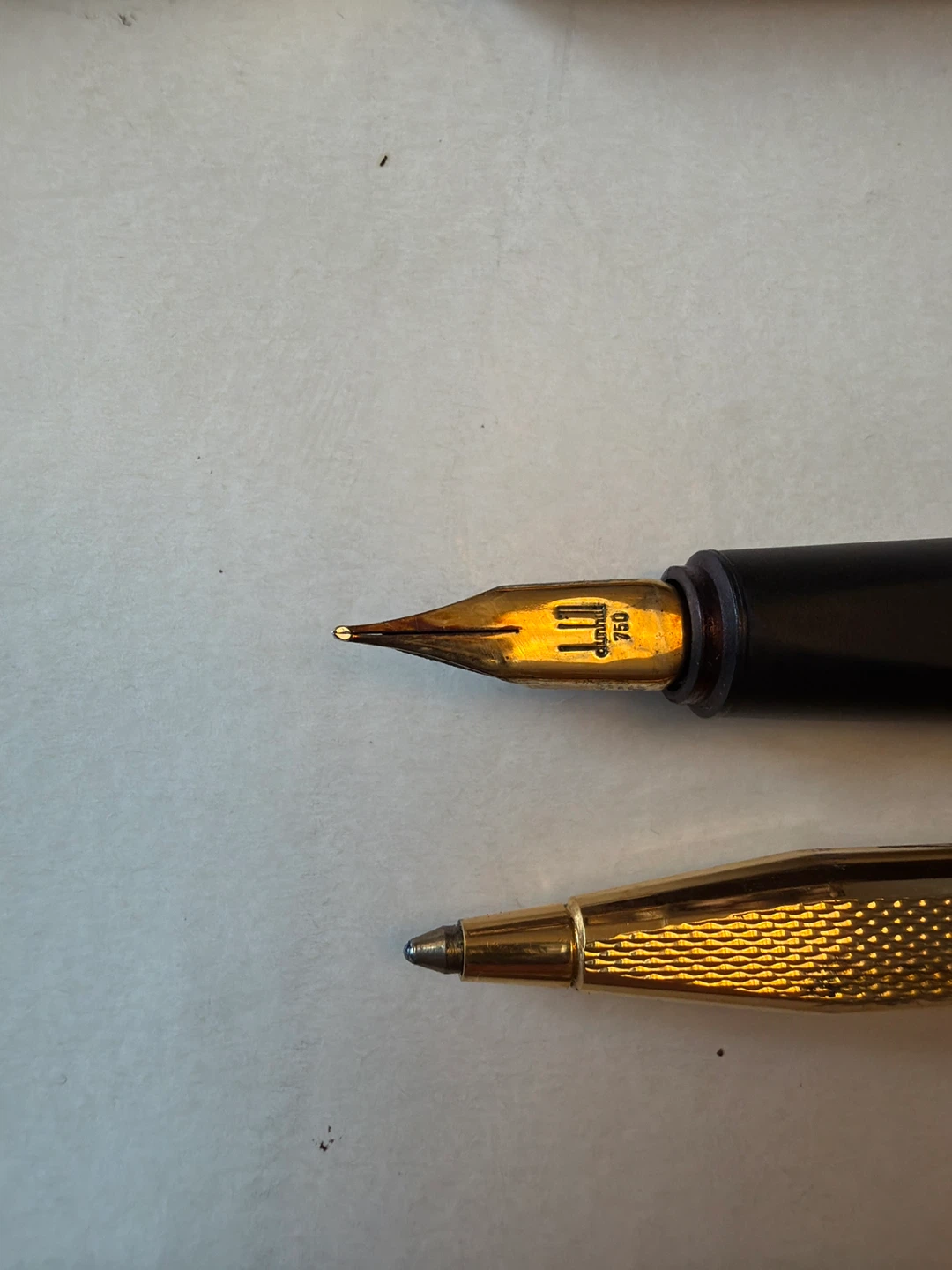 Dunhill Gold Plated Fountain & Ballpoint Pens Set - photo 3