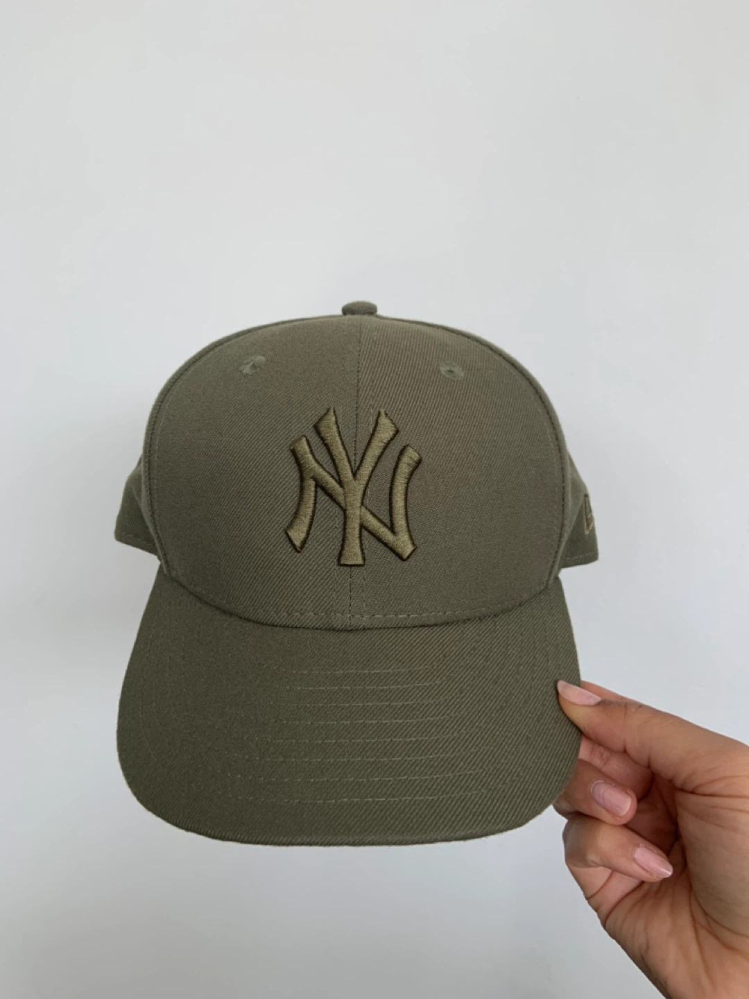 Kith New Era 59FIFTY New York Yankees Hat Olive Size 7