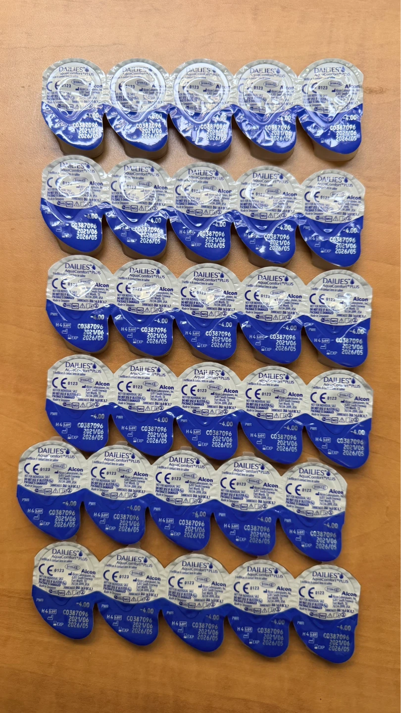 DAILIES AquaComfort PLUS Contact Lenses -4.00 (30 Pairs)