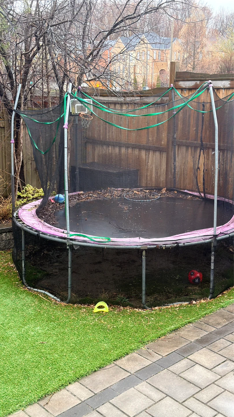 12ft. Round Trampoline with Safety Net - photo 2