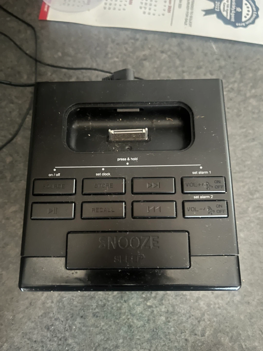 RCA RC130i-B Clock Radio with Docking Station