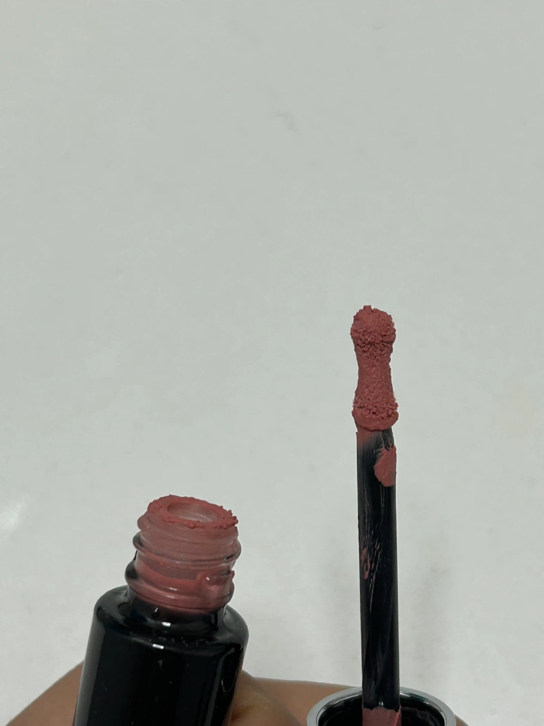 Givenchy Le Rouge Interdit Cream Velvet Lipstick N09 Beige Sable - photo 3