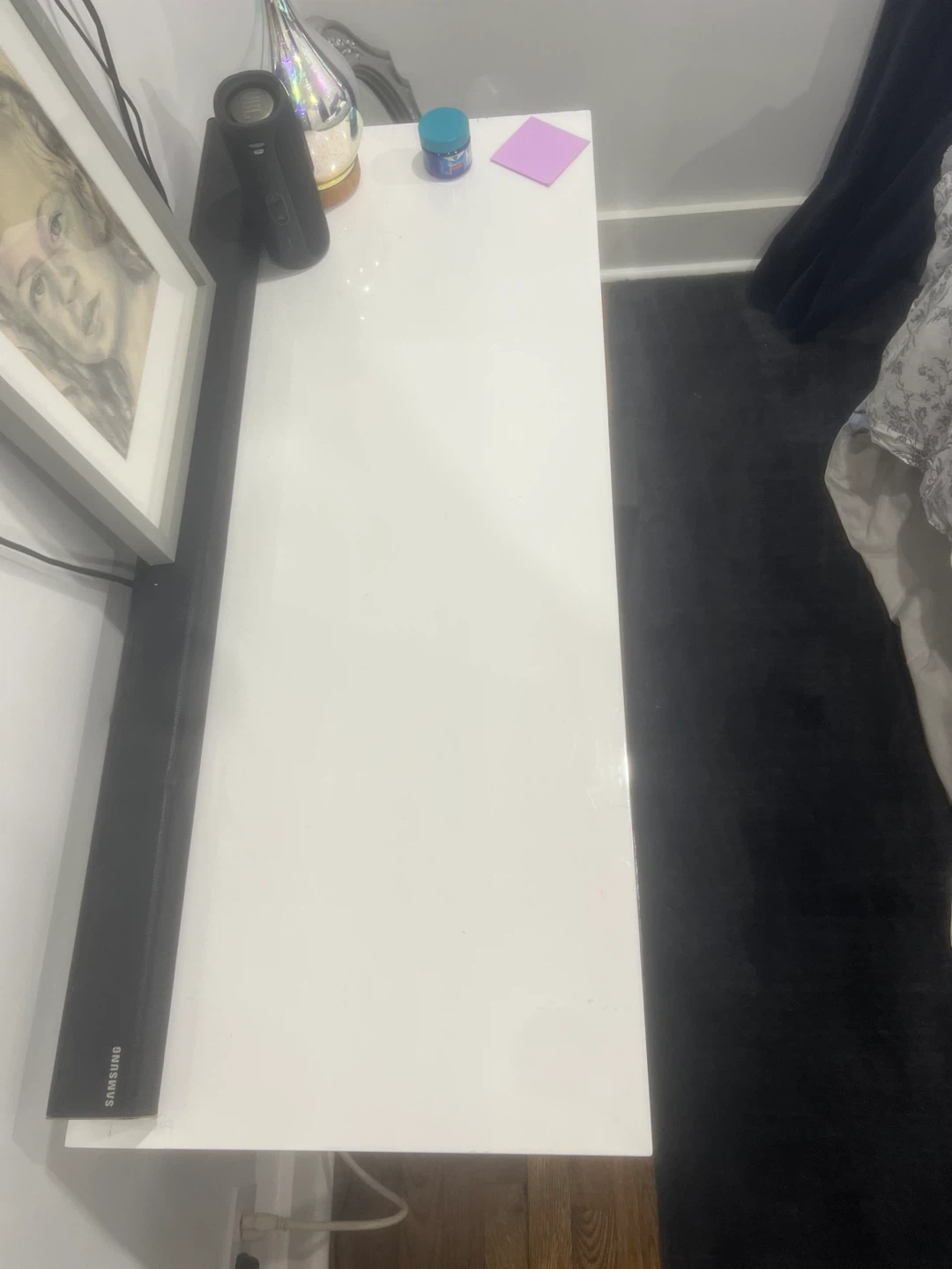 White small desk - photo 4