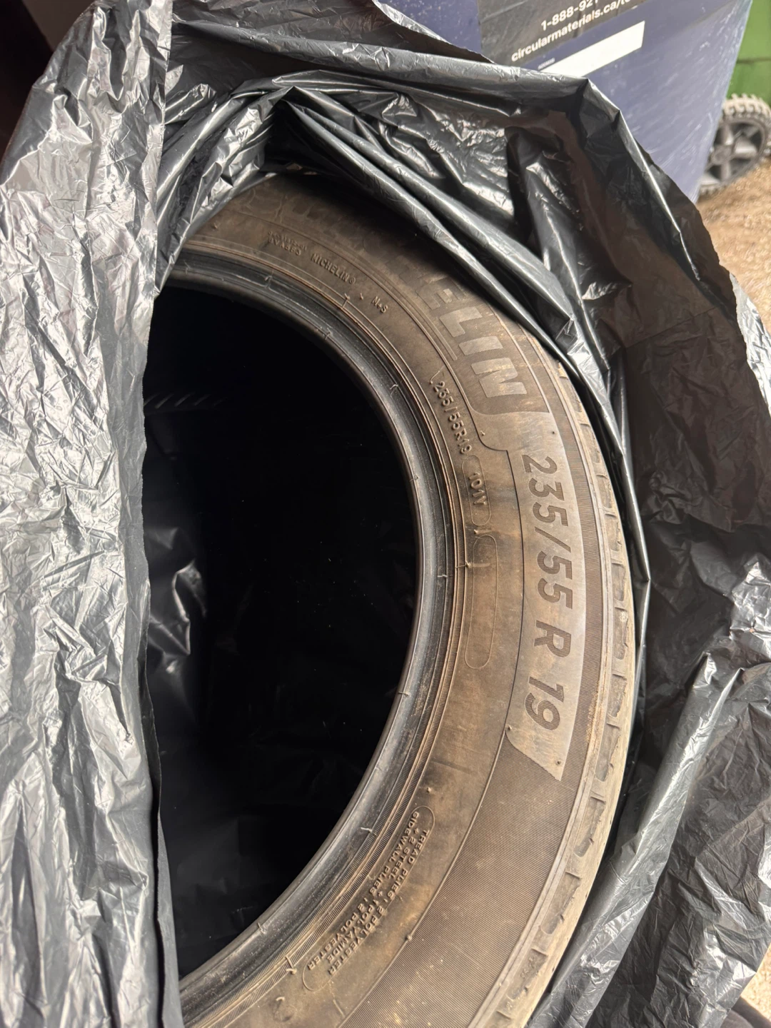 Set of 4 Tires - 235/55 R19 - photo 4