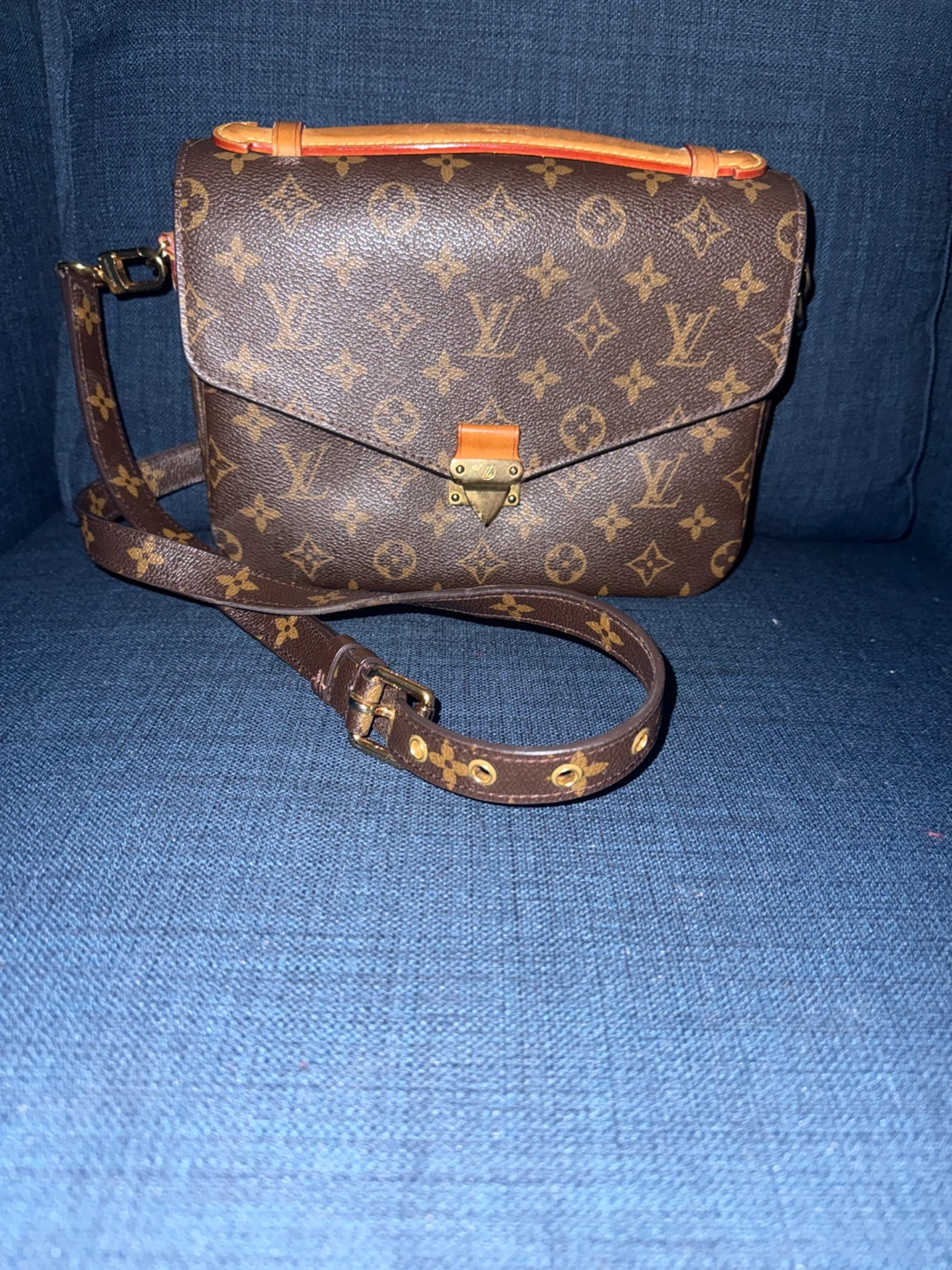 Louis Vuitton Pochette Métis Monogram