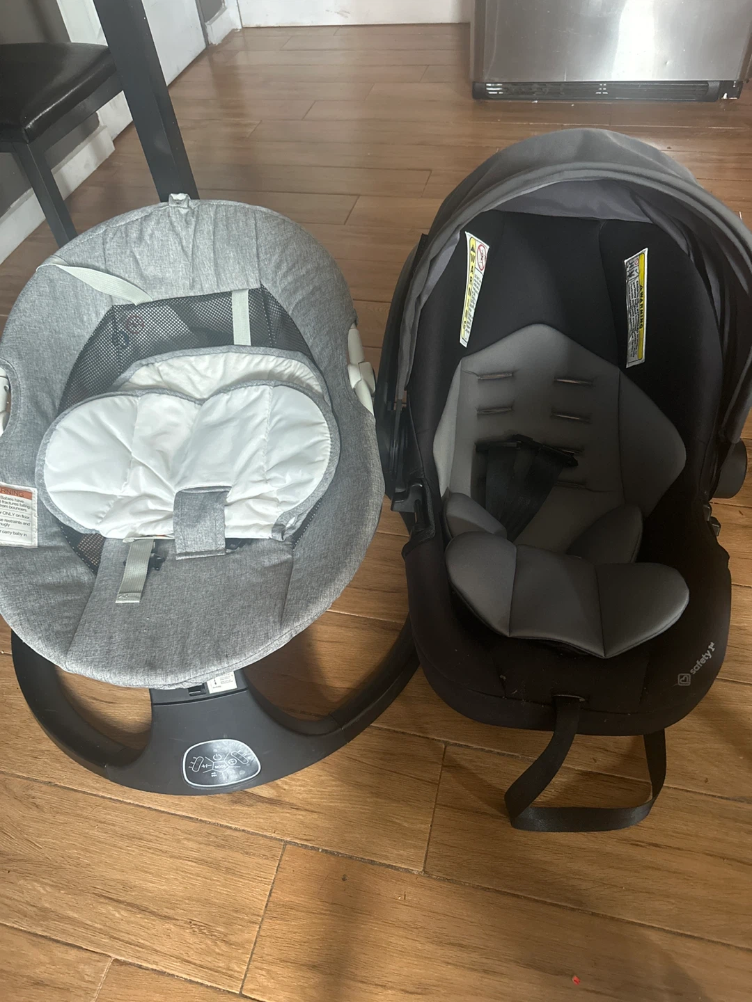 Safety 1st Infant Car Seat and Baby Bouncer