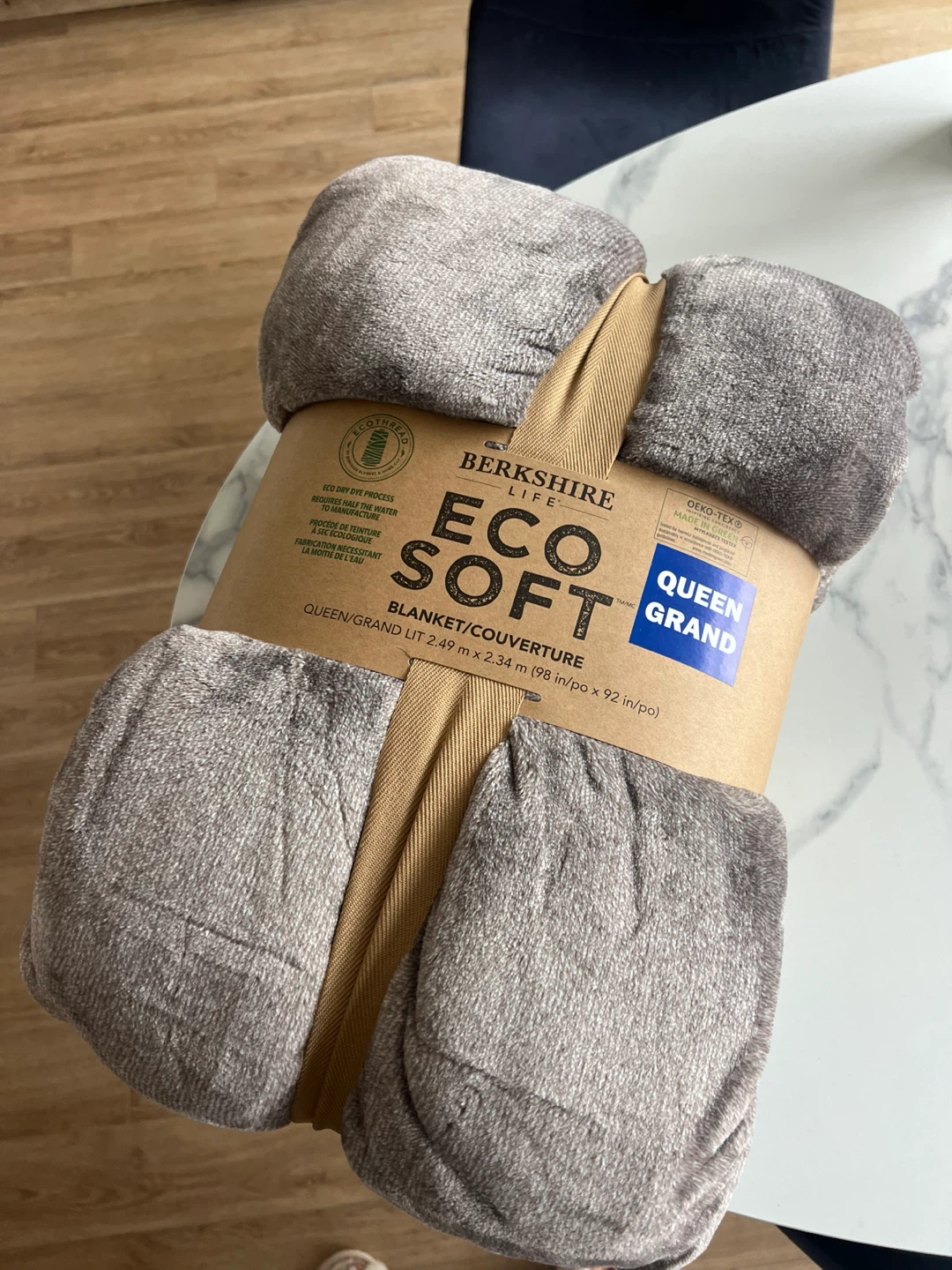 BRAND NEW Berkshire Life Eco Soft Queen Grand Blanket