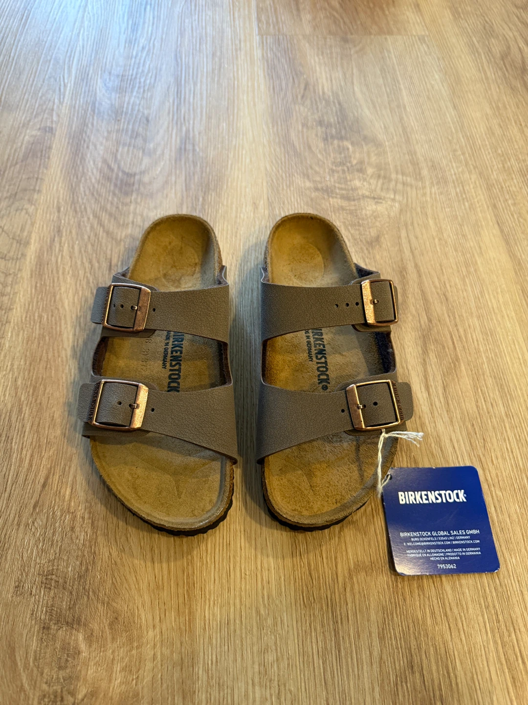 Birkenstock Arizona Sandals - Size 31 - photo 4