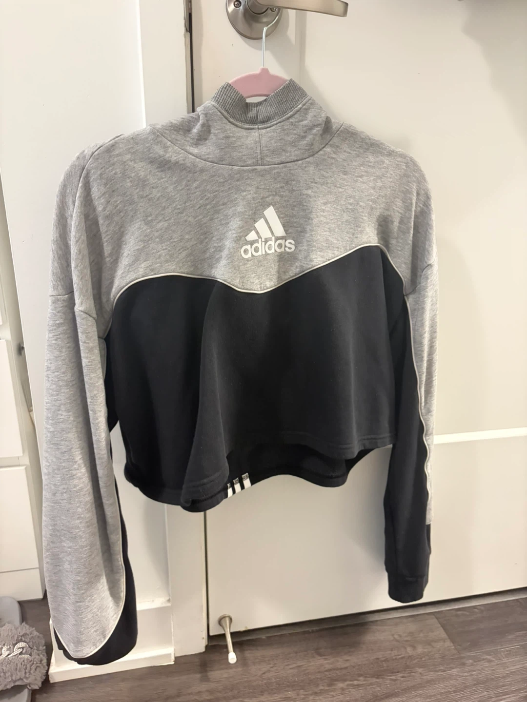 Women’s Crewneck Sweatshirts XL-XXL - photo 4