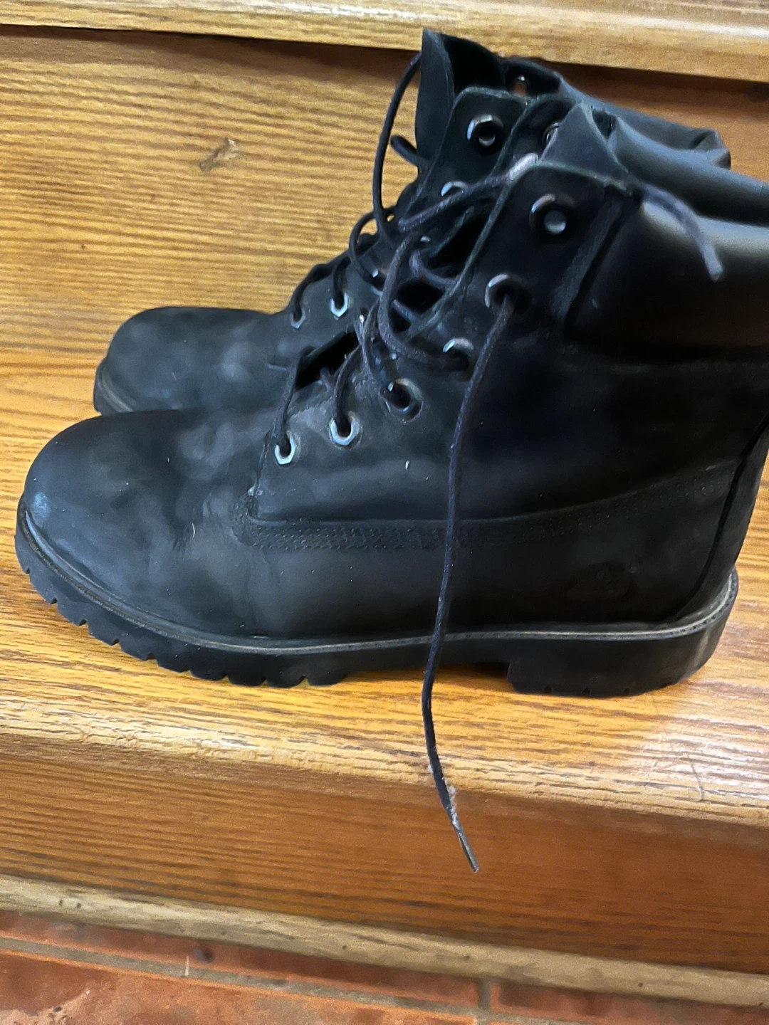Timberland Black Lace-Up Boots - photo 2