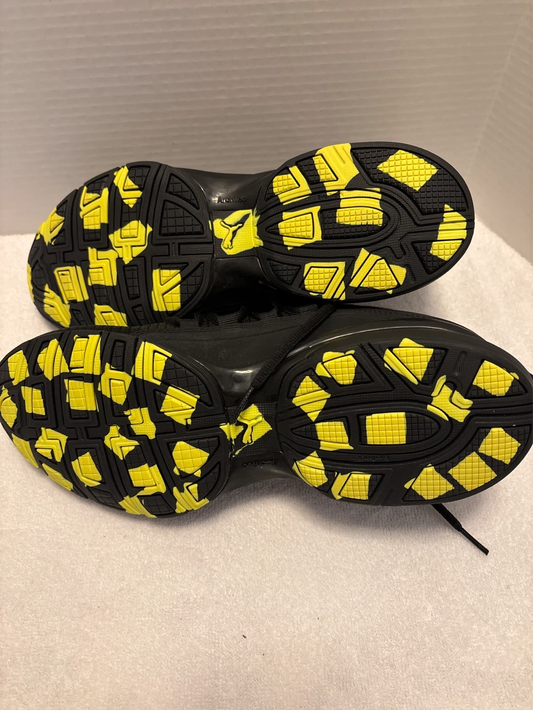 Puma SoftFoam Athletic Shoes - Men's Size 9.5 - Black/Yellow - photo 3