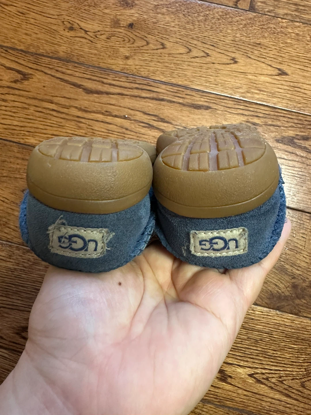 UGG Baby Shoes-size8