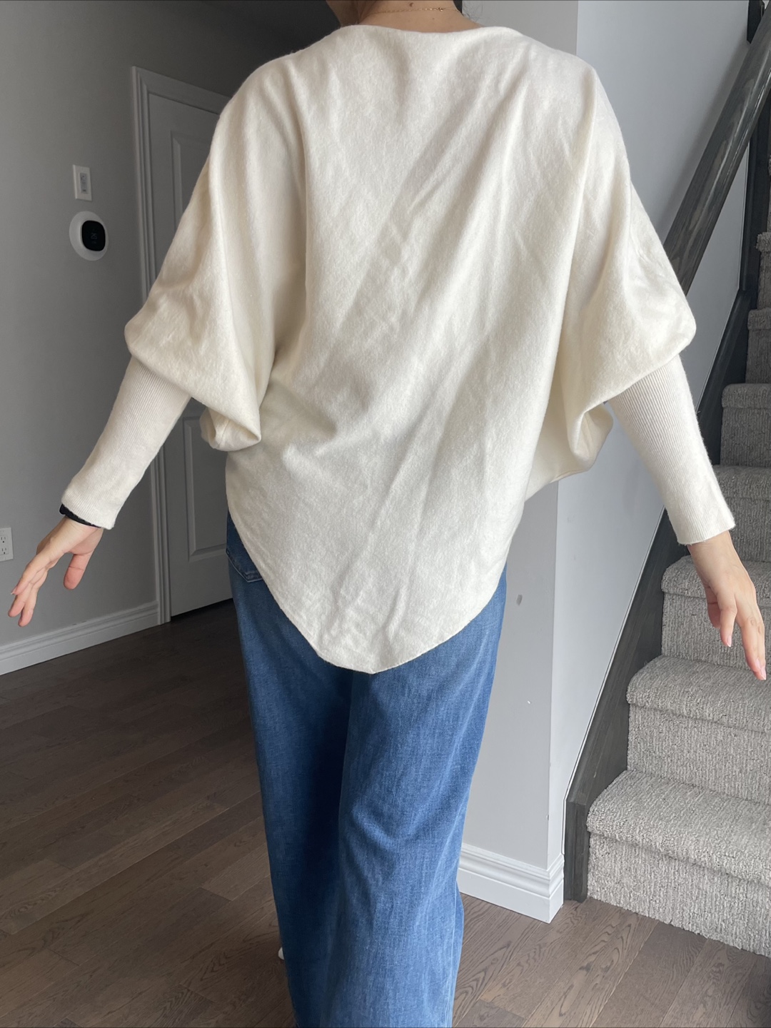 Cream Batwing Sleeve Sweater, M-L - photo 3