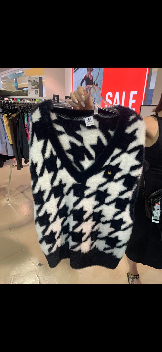 BRAND NEW Adidas Vichy Vest