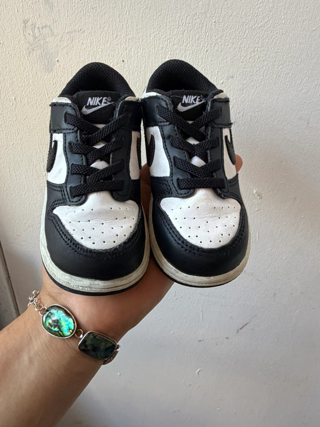 Nike toddler shoes size 7.5