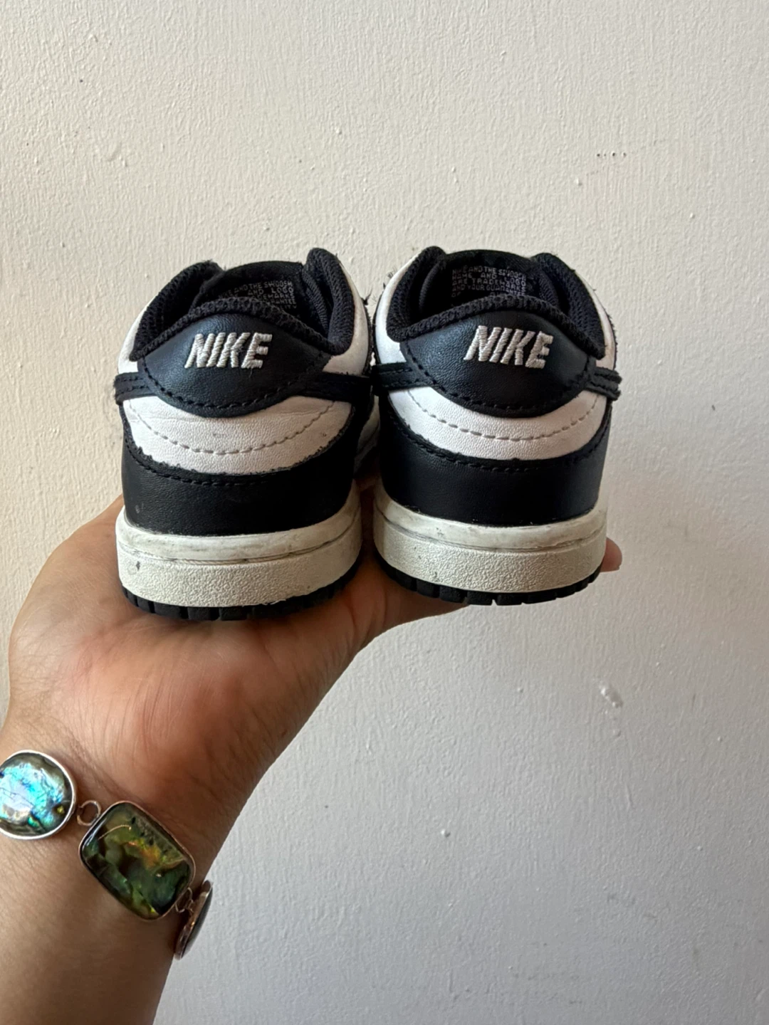 Nike toddler shoes size 7.5 - photo 3