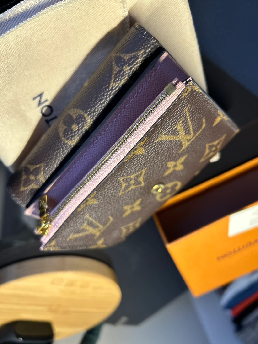 Louis Vuitton Monogram Small Wallet Pink Interior - photo 3